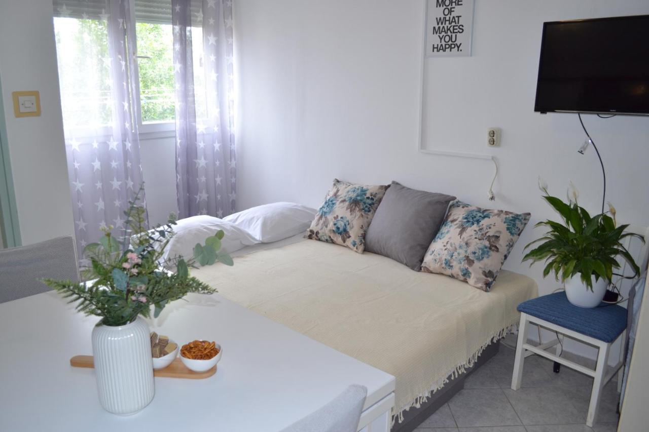 Good Vibes Apartment Zara Esterno foto