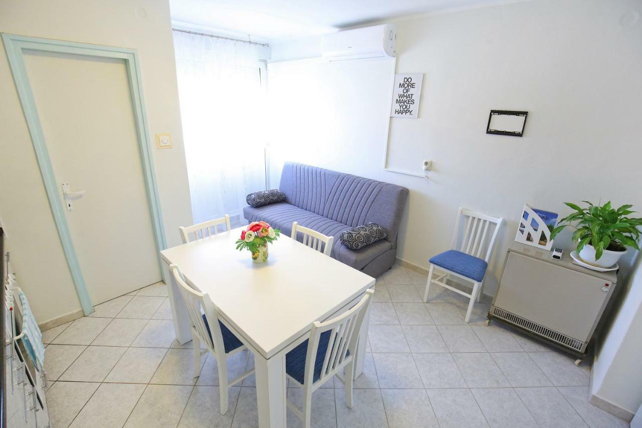 Good Vibes Apartment Zara Esterno foto